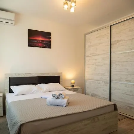Sara Moonlight Appartement